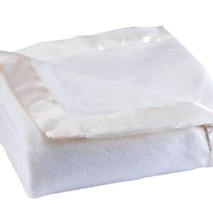 Plush king sizeblanket with silky trim